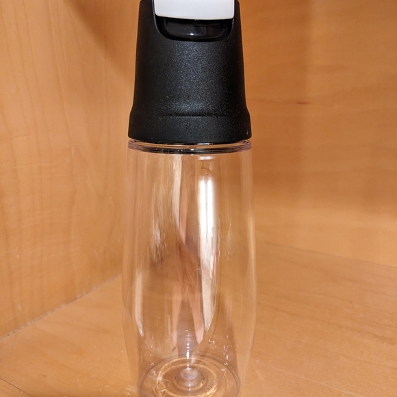 Tupperware 9149 Tilt-n-Serve 11oz dispenser oil vinegar clear acrylic easy pour - Picture 3 of 4